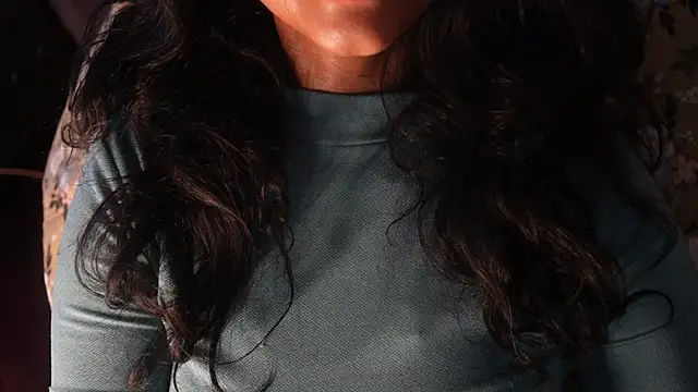 Snapshot of -AyeshaSinghania- chatting on February 2026 05:46:01 AM -AyeshaSinghania- online show from February 2026 05:46:01 AM