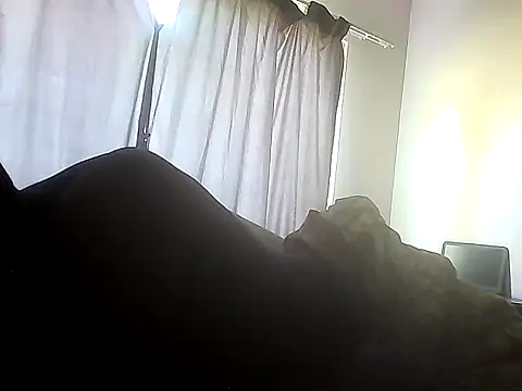 Snapshot of Yardie_bone chatting on December 2025 05:46:01 AM Yardie bone online show from December 2025 05:46:01 AM