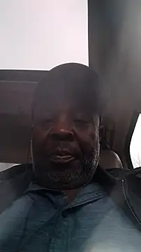 Snapshot of macnificent1fr chatting on December 2025 09:10:02 PM macnificent1fr online show from December 2025 09:10:02 PM