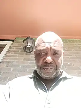 macnificent1fr online show from February 2026 06:14:01 PM