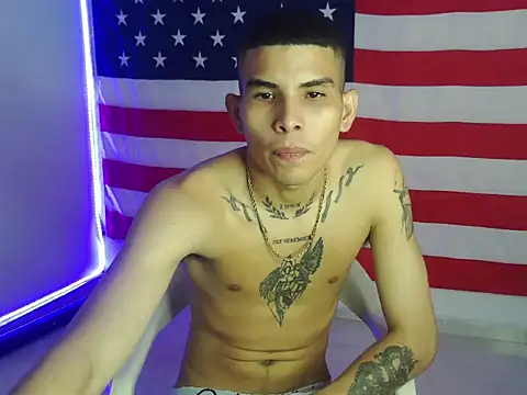 Snapshot of hot_king20 chatting on October 2025 09:50:01 PM hot king20 online show from October 2025 09:50:01 PM