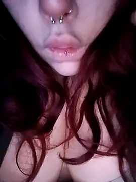 Snapshot of persefone97 chatting on March 2025 02:21:02 AM persefone97 online show from March 2025 02:21:02 AM