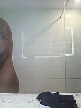 Snapshot of Antonio_shower_time chatting on May 2026 01:18:02 PM Antonio shower time online show from May 2026 01:18:02 PM