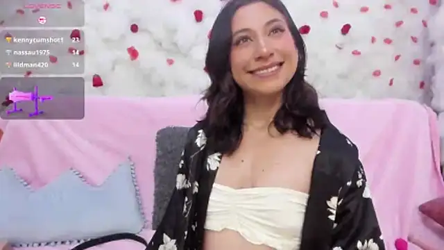 Snapshot of SkarletJhonson_ chatting on February 2026 06:22:01 AM SkarletJhonson online show from February 2026 06:22:01 AM