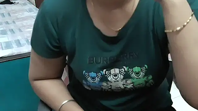 Snapshot of bhabhisexxy_880 chatting on October 2025 02:20:02 AM bhabhisexxy 880 online show from October 2025 02:20:02 AM