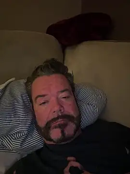 Snapshot of NYCLeatherBoi chatting on December 2024 02:31:02 AM NYCLeatherBoi online show from December 2024 02:31:02 AM