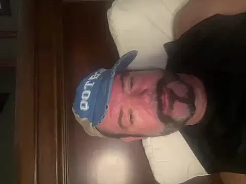 Snapshot of NYCLeatherBoi chatting on January 2025 05:20:01 AM NYCLeatherBoi online show from January 2025 05:20:01 AM