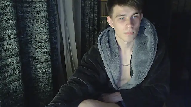 Snapshot of Student_Oliver chatting on October 2025 07:35:02 PM Student Oliver online show from October 2025 07:35:02 PM