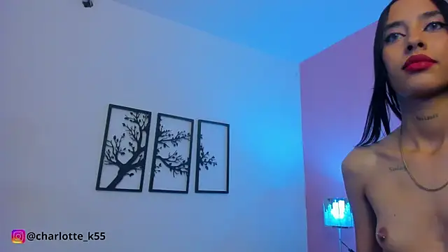 Snapshot of charlotte_kisss chatting on January 2025 01:30:01 PM charlotte kisss online show from January 2025 01:30:01 PM