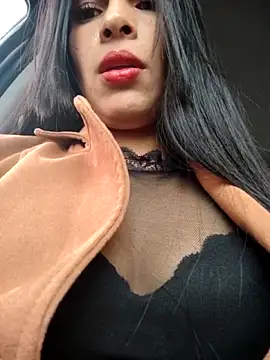 Astrid-- online show from October 2025 07:47:01 PM