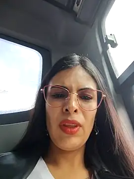 Astrid-- online show from December 2025 03:17:01 PM