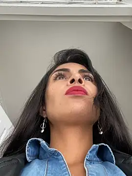 Astrid-- online show from April 2026 07:38:02 PM