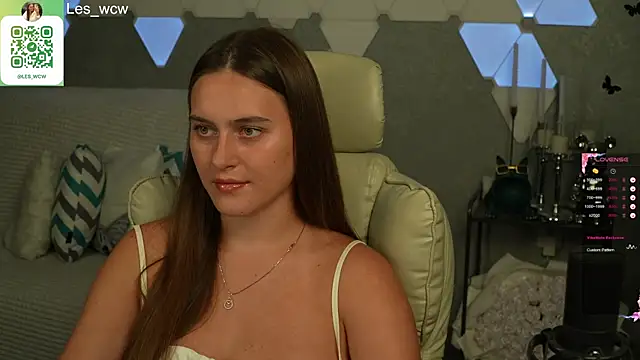 HarleyDeess online show from September 2025 08:01:01 PM