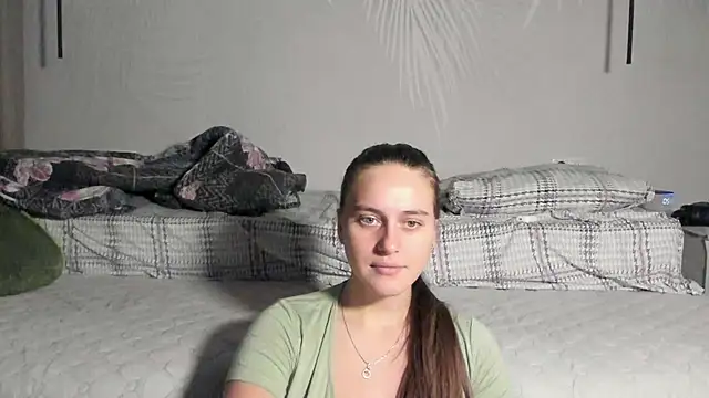 HarleyDeess online show from November 2025 03:01:01 AM