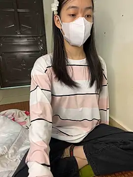 DA-EUN online show from December 2024 01:29:02 AM