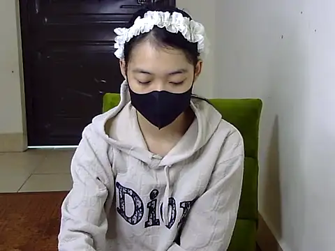 DA-EUN online show from December 2024 03:36:02 AM