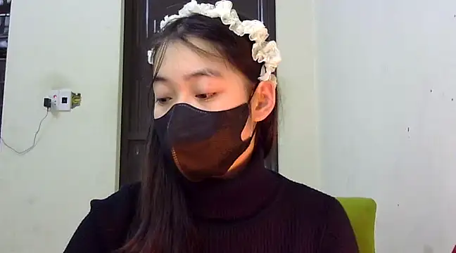 DA-EUN online show from February 2025 04:24:02 AM