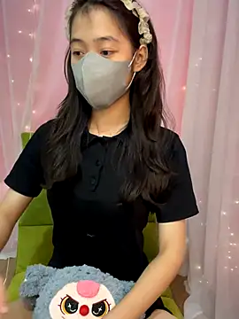 DA-EUN online show from September 2025 03:57:01 PM