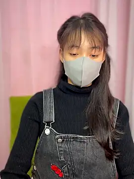 DA-EUN online show from November 2025 03:36:02 PM