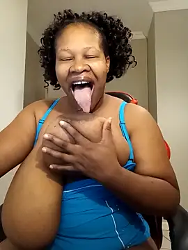 Snapshot of bustylisa1983 chatting on February 2025 05:02:01 AM bustylisa1983 online show from February 2025 05:02:01 AM