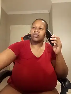 Snapshot of bustylisa1983 chatting on September 2025 05:14:01 PM bustylisa1983 online show from September 2025 05:14:01 PM