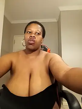 bustylisa1983 online show from February 2026 03:18:02 AM