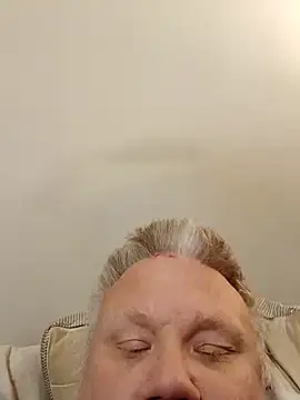 Snapshot of Jbirdb48 chatting on November 2025 06:07:02 PM Jbirdb48 online show from November 2025 06:07:02 PM