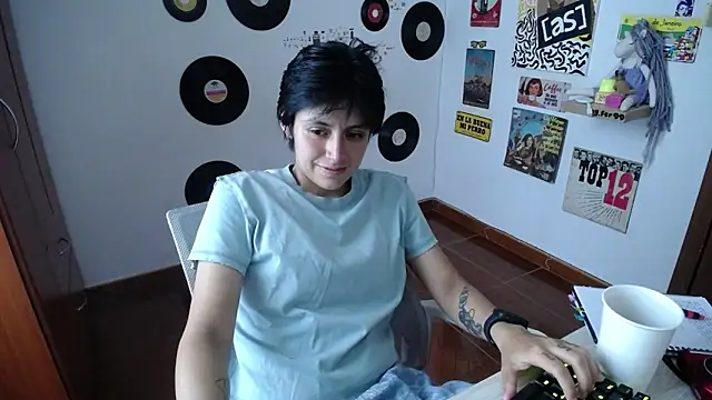 Snapshot of 9_Fernanda_9 chatting on February 2025 09:12:01 PM 9 Fernanda 9 online show from February 2025 09:12:01 PM
