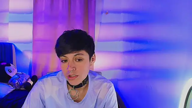 Snapshot of 9_Fernanda_9 chatting on October 2025 11:28:02 AM 9 Fernanda 9 online show from October 2025 11:28:02 AM