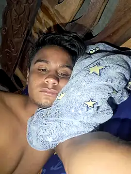 Snapshot of Timyboys24 chatting on December 2024 04:43:02 AM Timyboys24 online show from December 2024 04:43:02 AM