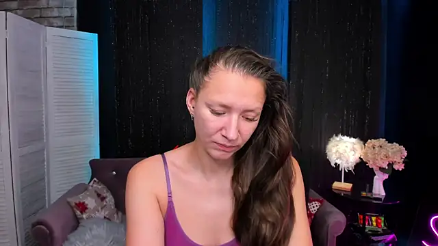 Snapshot of SarahCoksss chatting on November 2025 12:02:01 AM SarahCoksss online show from November 2025 12:02:01 AM