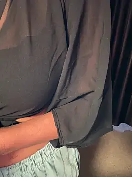 sexy-simmy online show from March 2026 06:57:01 PM