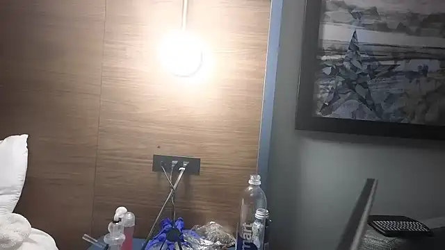 Snapshot of BrookesBigNaturals chatting on November 2025 06:57:02 AM BrookesBigNaturals online show from November 2025 06:57:02 AM