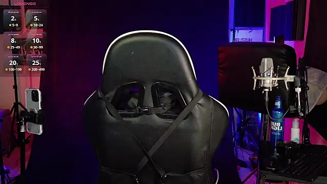 Snapshot of FiftyShadez chatting on February 2026 10:30:02 PM FiftyShadez online show from February 2026 10:30:02 PM