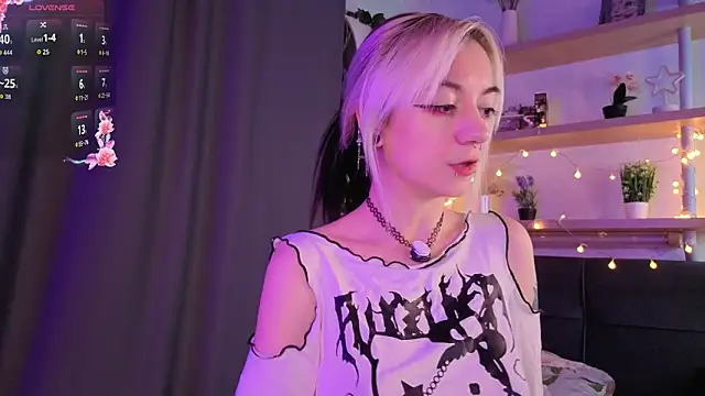 TristaRoht online show from May 2026 03:07:02 PM