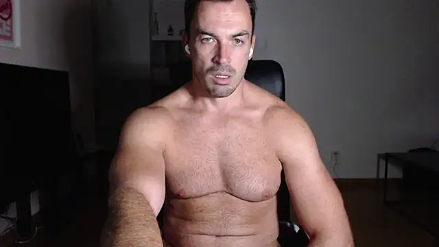 Snapshot of Hammer_Top chatting on September 2025 08:01:02 PM Hammer Top online show from September 2025 08:01:02 PM
