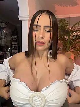 Mau White online show from June 2026 01:30:01 AM