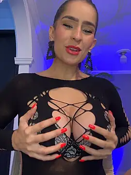 Mau White online show from June 2026 10:00:02 PM
