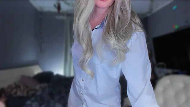 KlementinaBbG online show from February 2026 08:56:01 PM