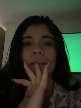 ambar-adaams online show from April 2026 04:19:01 AM