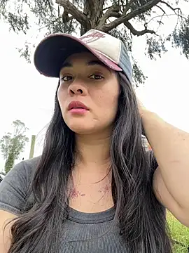 ambar-adaams online show from August 2026 08:14:01 PM