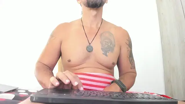 Snapshot of JULESLAKES chatting on March 2026 04:47:01 PM JULESLAKES online show from March 2026 04:47:01 PM