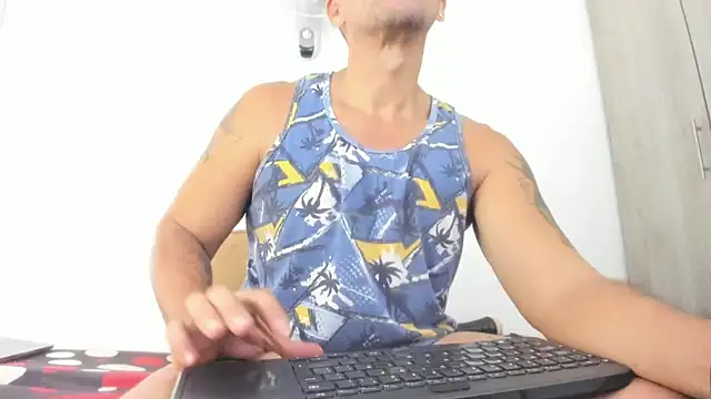 Snapshot of JULESLAKES chatting on March 2026 01:47:01 PM JULESLAKES online show from March 2026 01:47:01 PM