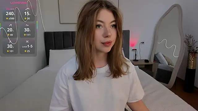 Snapshot of SimonaGerry chatting on March 2026 06:41:02 AM SimonaGerry online show from March 2026 06:41:02 AM