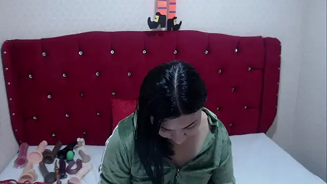 AdaFawxx online show from October 2025 02:45:02 AM