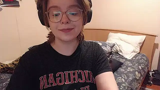 Snapshot of Chmiri_cb chatting on November 2025 11:13:01 AM Chmiri cb online show from November 2025 11:13:01 AM