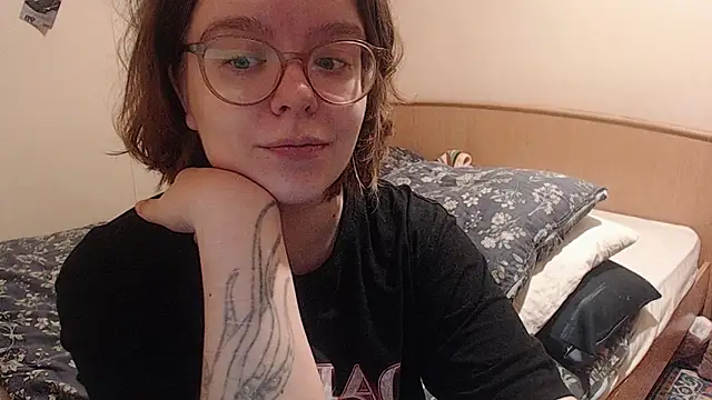 Snapshot of Chmiri_cb chatting on January 2026 10:57:02 PM Chmiri cb online show from January 2026 10:57:02 PM