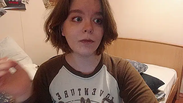 Snapshot of Chmiri_cb chatting on February 2026 02:15:02 PM Chmiri cb online show from February 2026 02:15:02 PM