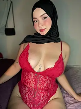 Snapshot of aneesa_darzi chatting on January 2025 10:51:02 PM aneesa darzi online show from January 2025 10:51:02 PM