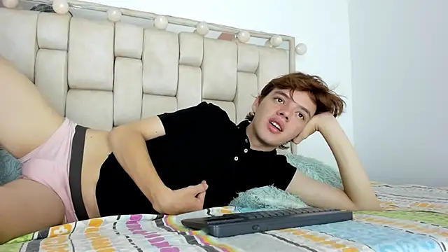 Snapshot of daniel_hot03 chatting on November 2025 02:17:01 PM daniel hot03 online show from November 2025 02:17:01 PM